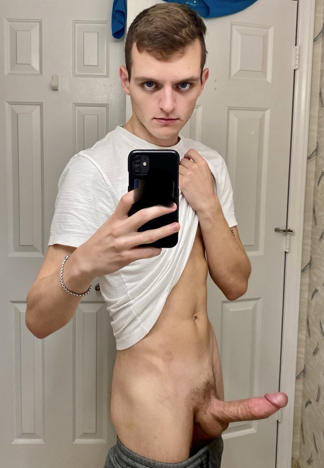 Huge Dick Mirror - Mirror boy with a hard penis - Penis Pictures