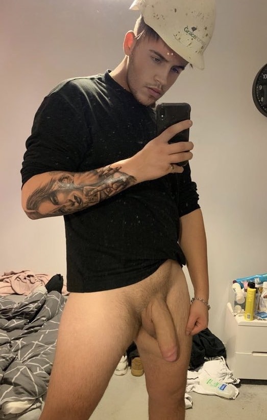 Big Penis Star - Sexy boy with a big penis - Penis Pictures