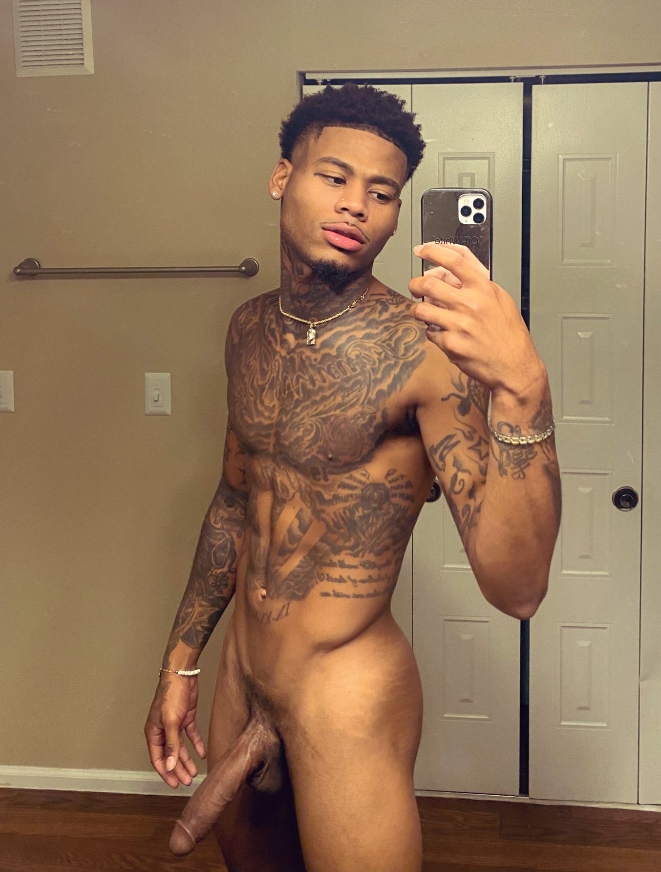 1353px x 1785px - Sexy nude black guy - Penis Pictures